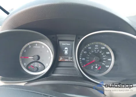 2015 Hyundai Santa Fe Sport 2.4L z USA, uszkodzony, nr VIN 5XYZU3LB8FG297581